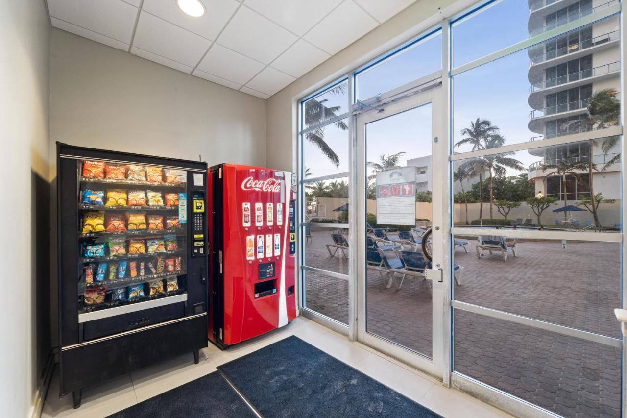 Beach Bliss Steps To Ocean, Pool & Game Room Fun Hollywood Eksteriør billede