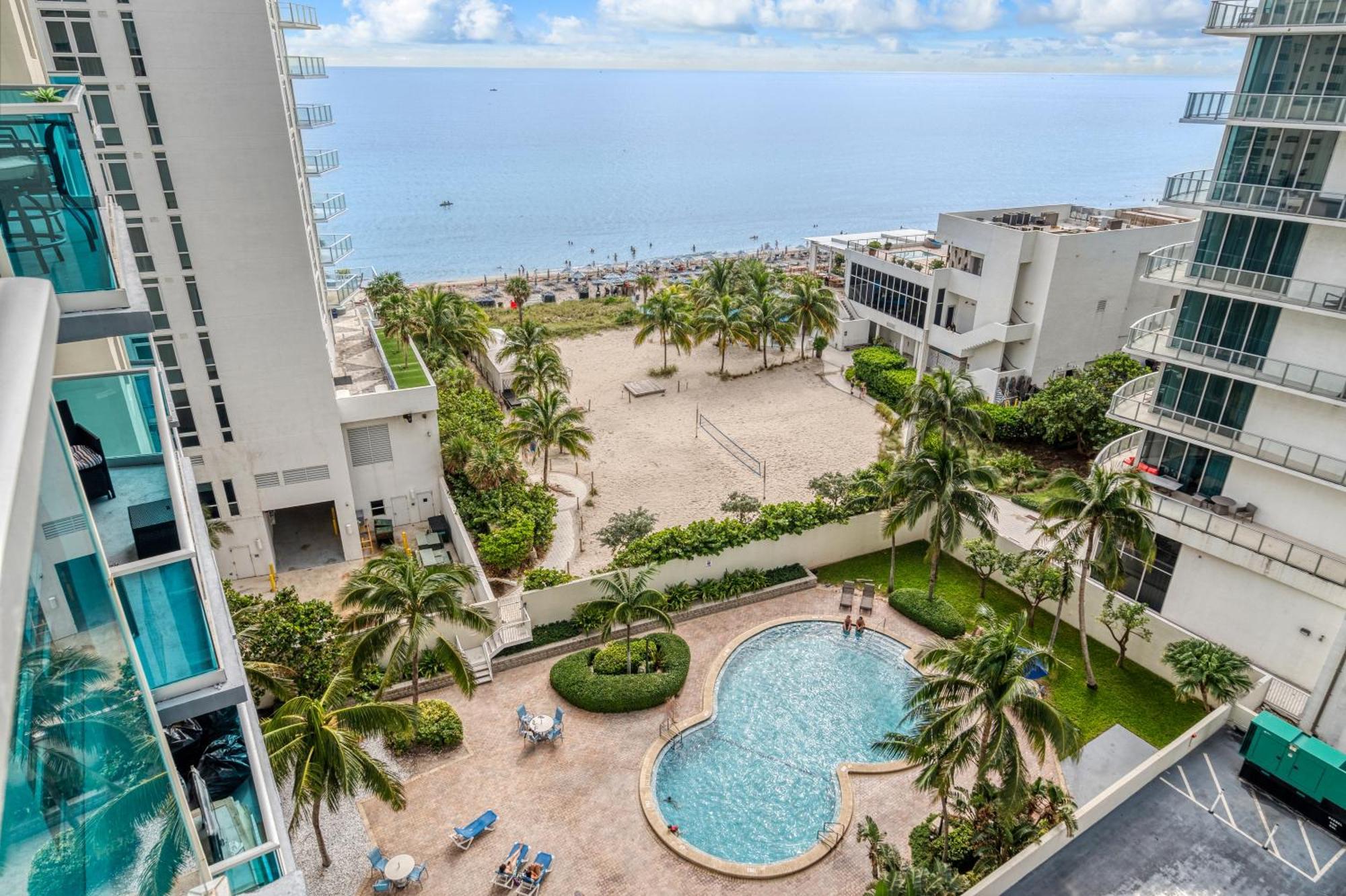 Beach Bliss Steps To Ocean, Pool & Game Room Fun Hollywood Eksteriør billede